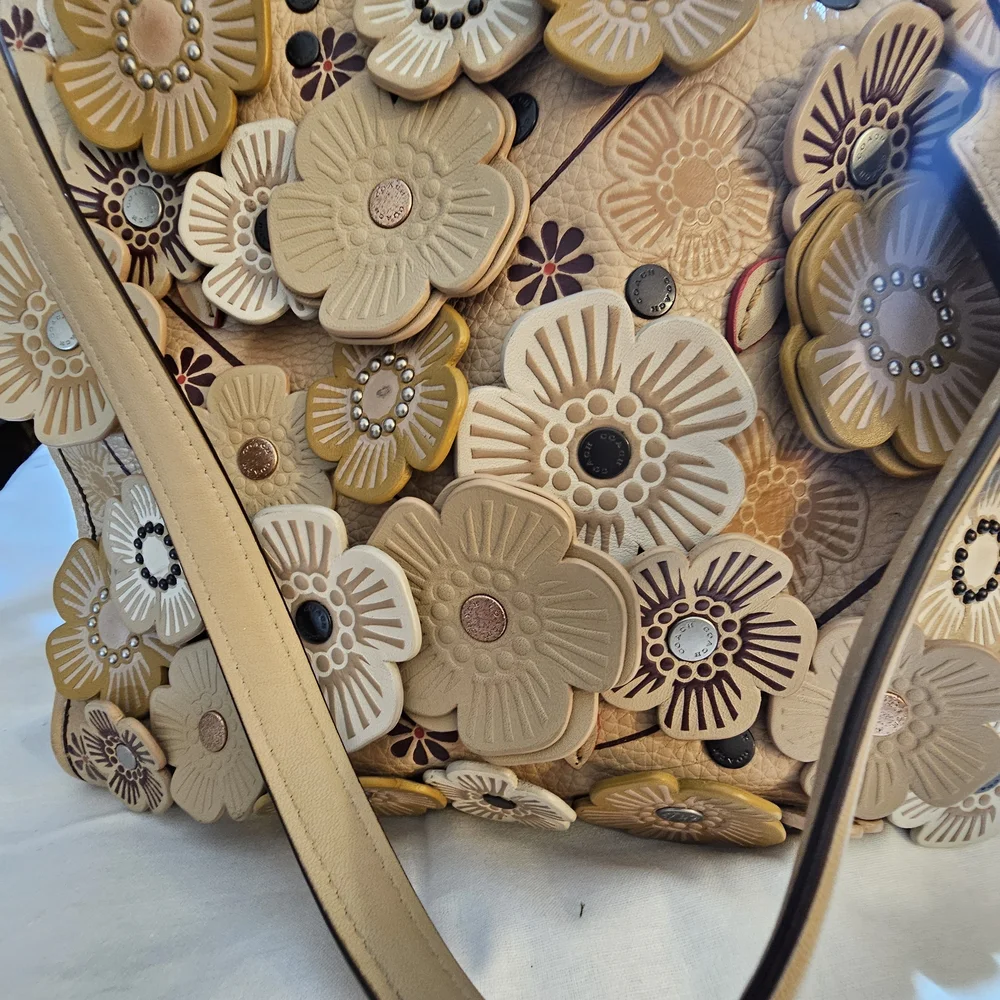 Coach 1941 Tea Rose Rogue 31 Satchel Purse Bag With Dust Bag - Picture 6 of 17